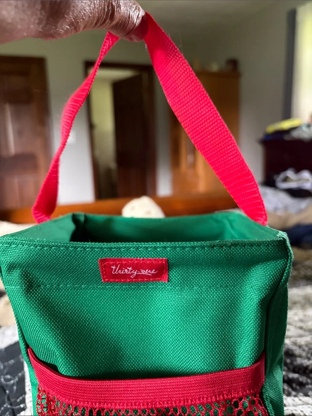 NEW Elf suit caddy from Thirty One never used